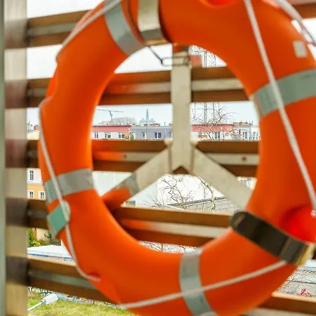 Slonce I Plaza Kolobřeh